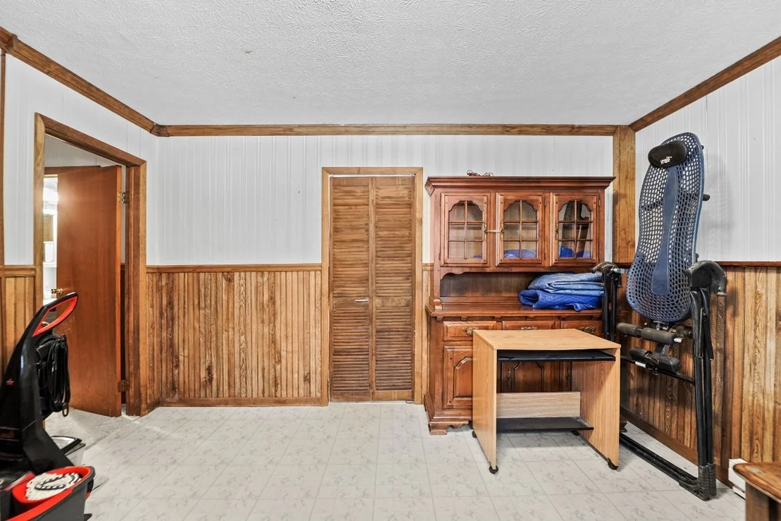 Photo of 35 Howe Road