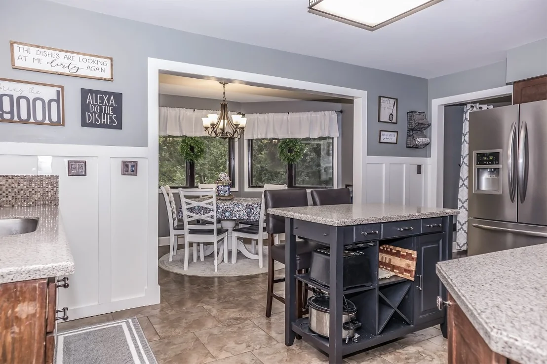 Photo of 283 Ahern Road
