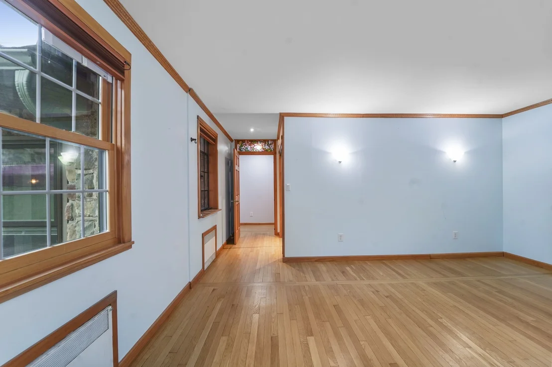 Photo of 161 Rosedale Drive