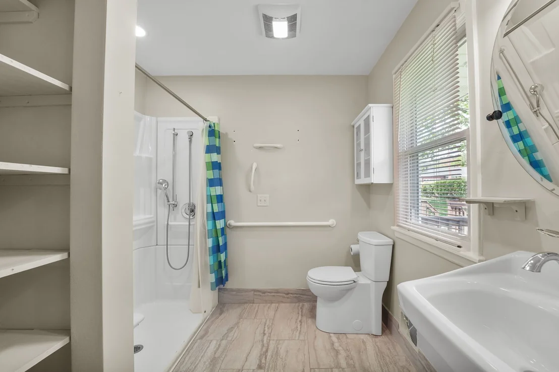 Photo of 504 Winston Drive