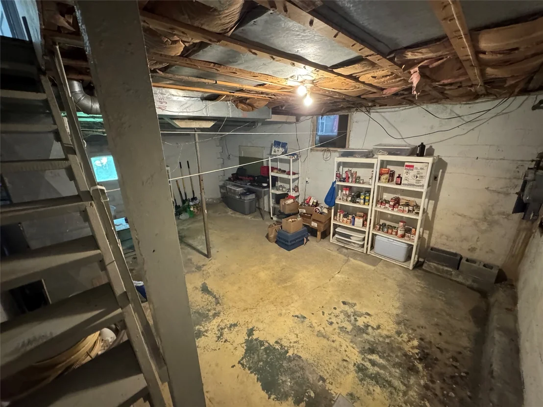 Photo of 531 Davis Avenue