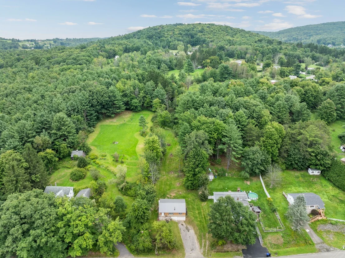 Photo of 489 Foley Road