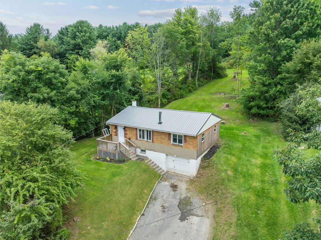 Photo of 489 Foley Road