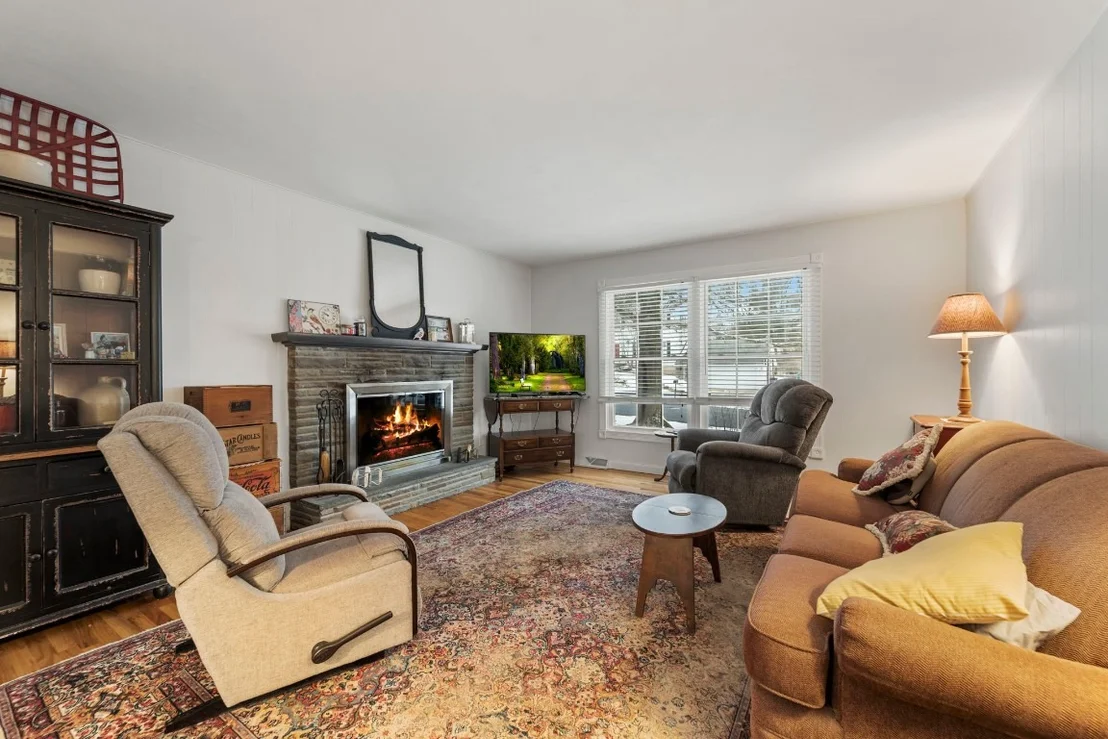 Photo of 17 Alpine Drive