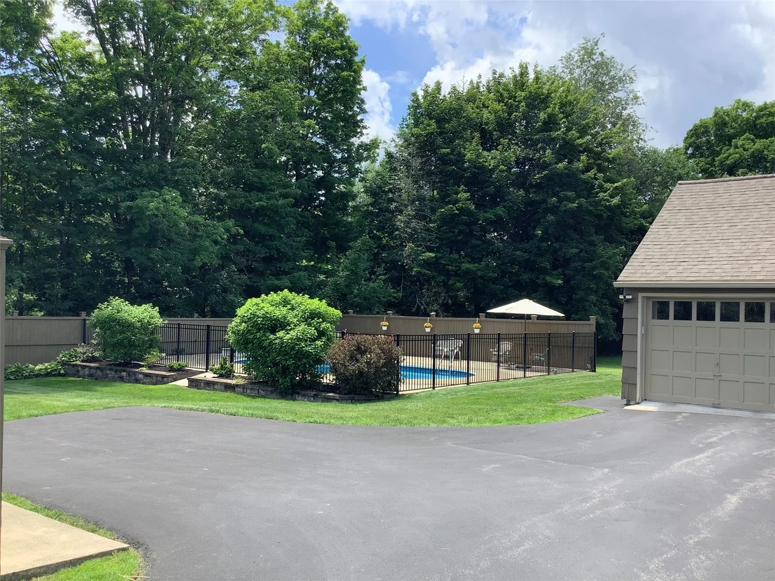 Photo of 6 Mountainview Drive