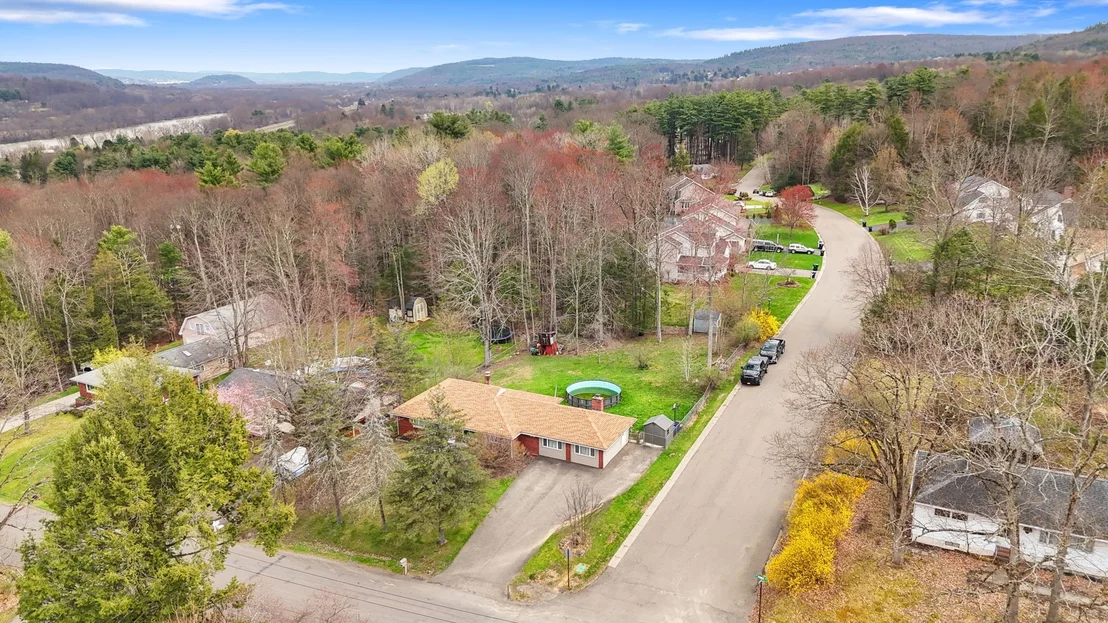 Photo of 393 Mcfadden Road