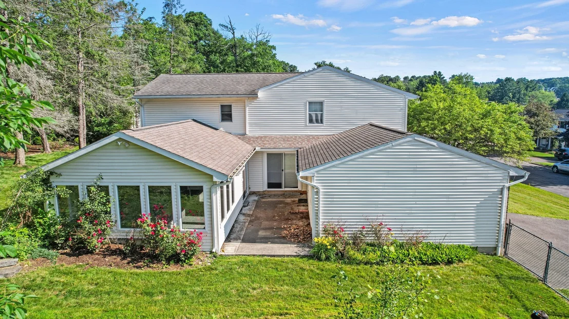 Photo of 1105 Elton Drive