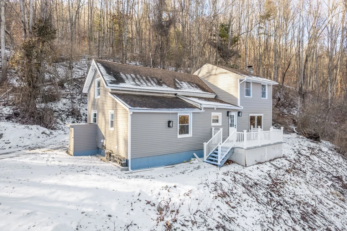 Photo of 122 Terrace Drive