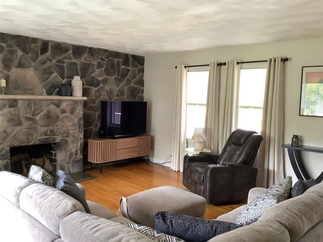 Photo of 6 Mountainview Drive