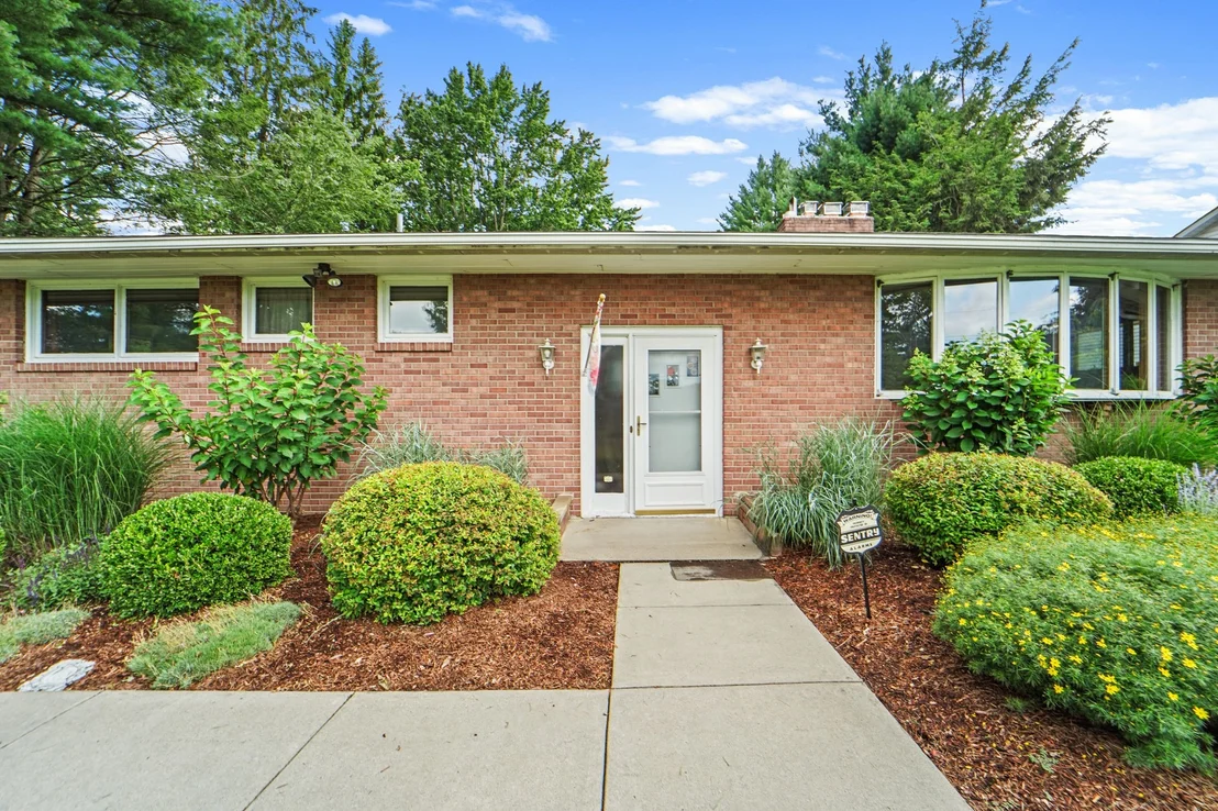 Photo of 3625 Pinecrest Road
