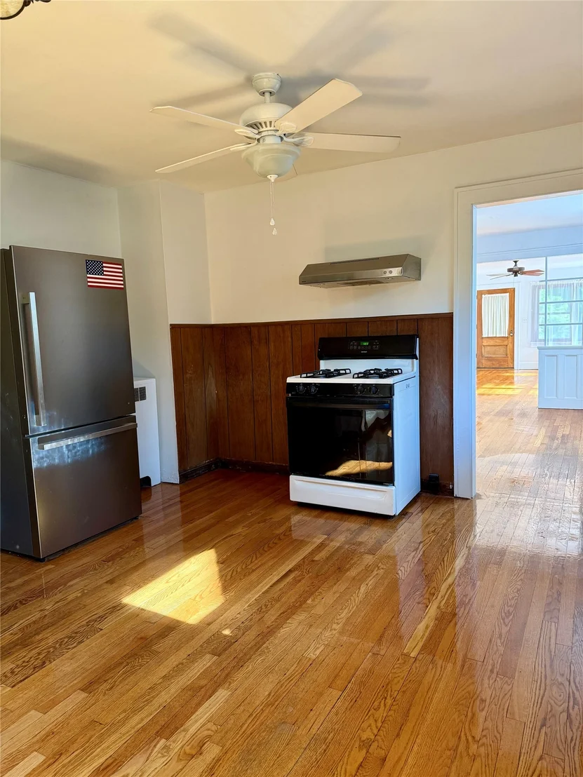Photo of 232 Riverside Drive