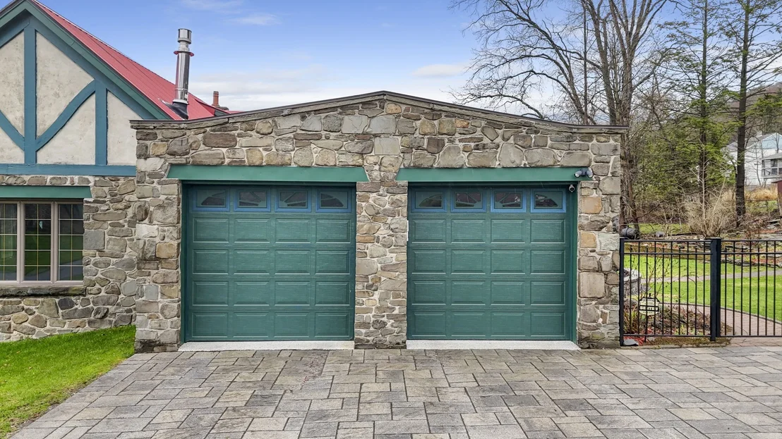 Photo of 161 Rosedale Drive