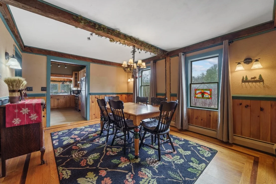 Photo of 592 Frank Hyde Road