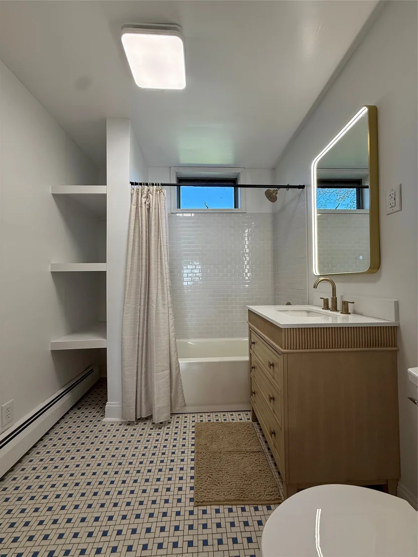 Photo of 232 Riverside Drive