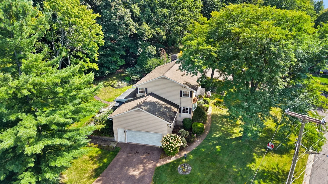 Photo of 600 Valley View Drive