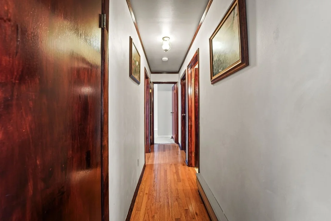 Photo of 35 Howe Road