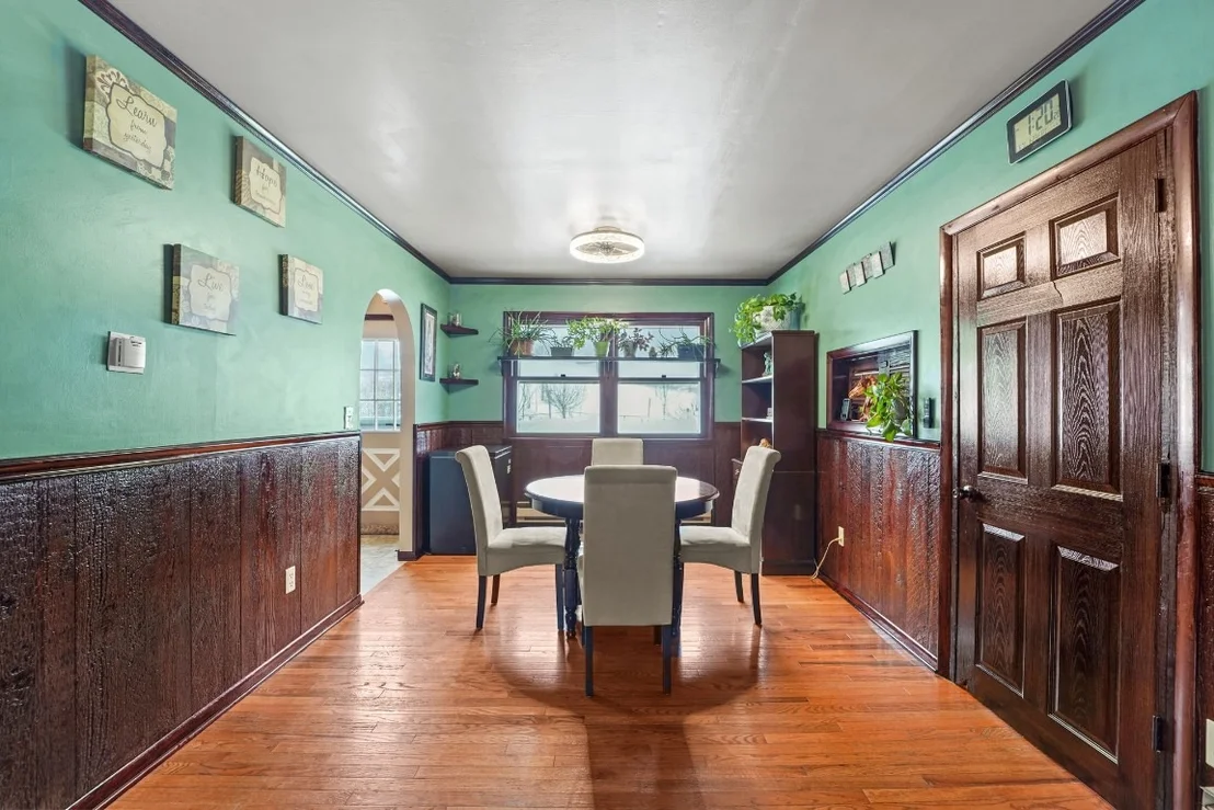 Photo of 35 Howe Road