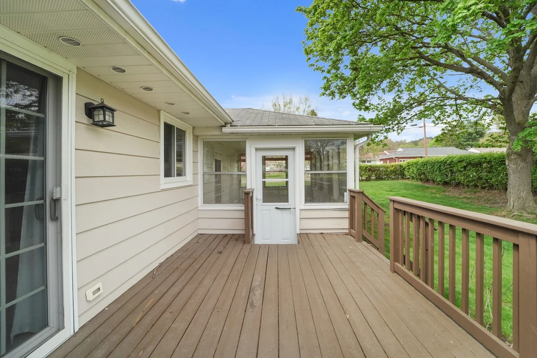 Photo of 504 Winston Drive