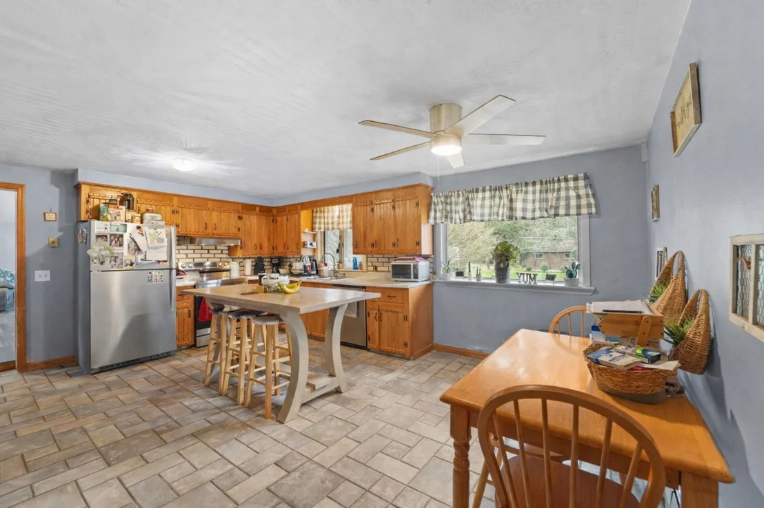 Photo of 393 Mcfadden Road