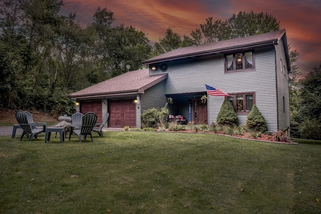 Photo of 283 Ahern Road