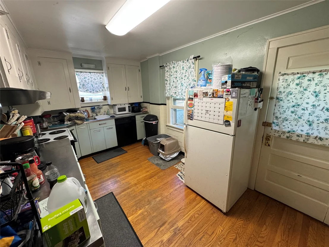 Photo of 531 Davis Avenue