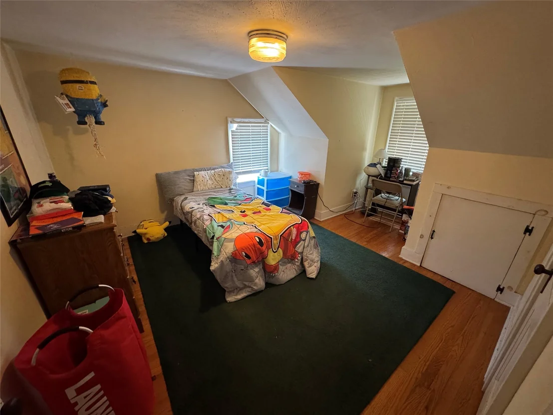 Photo of 531 Davis Avenue