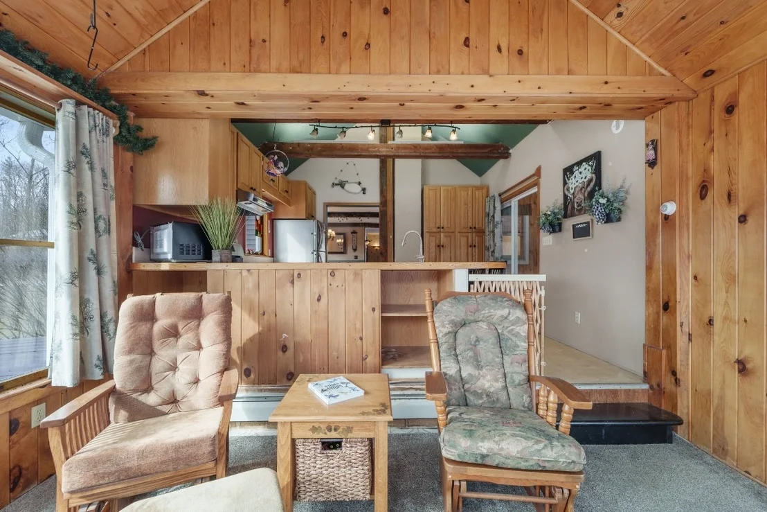 Photo of 592 Frank Hyde Road