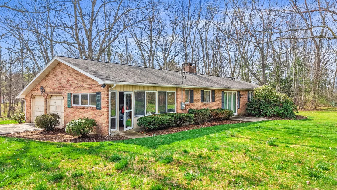 Photo of 75 Steed Road