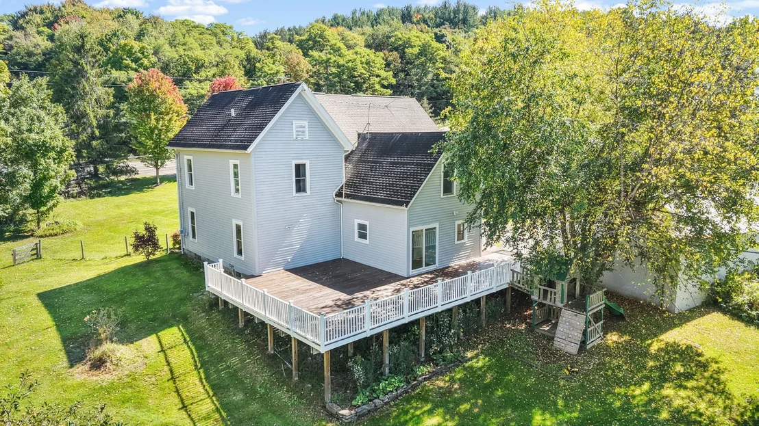 Photo of 1677 County Road 17