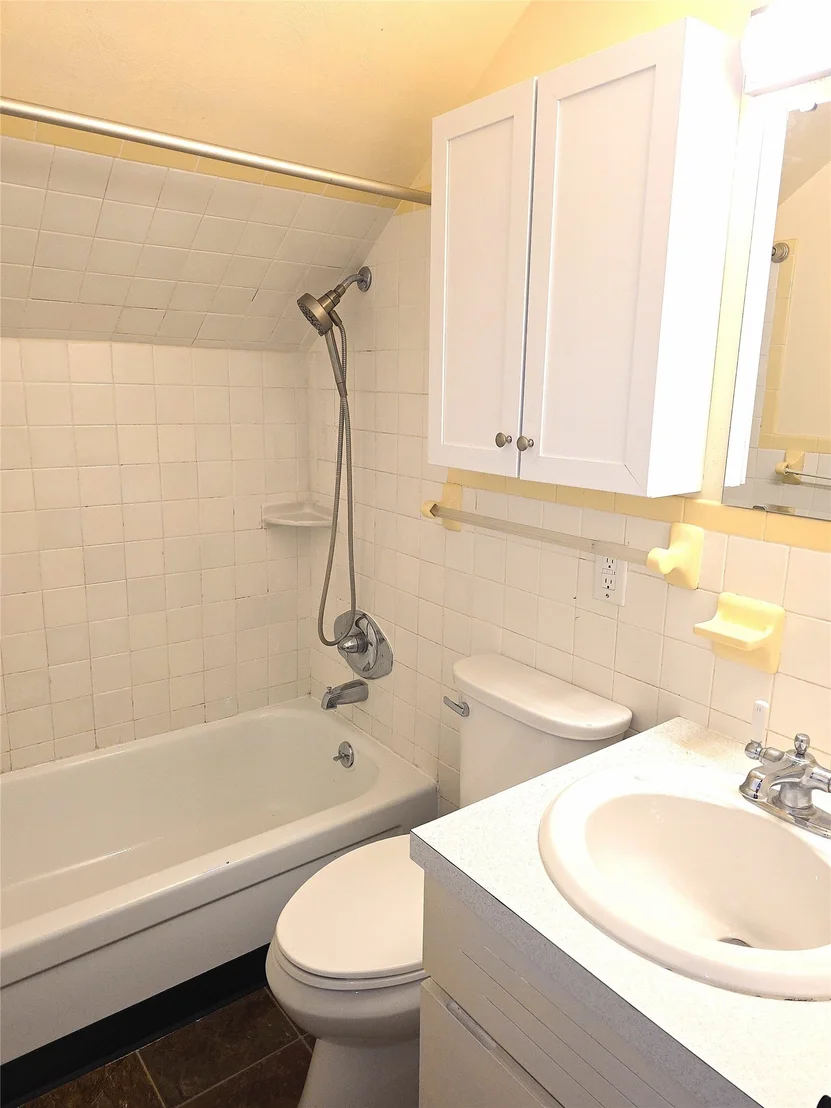 Photo of 6 Sunset Terrace