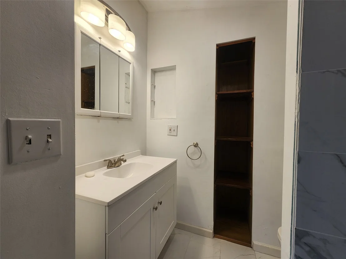 Photo of 424 Edson Road