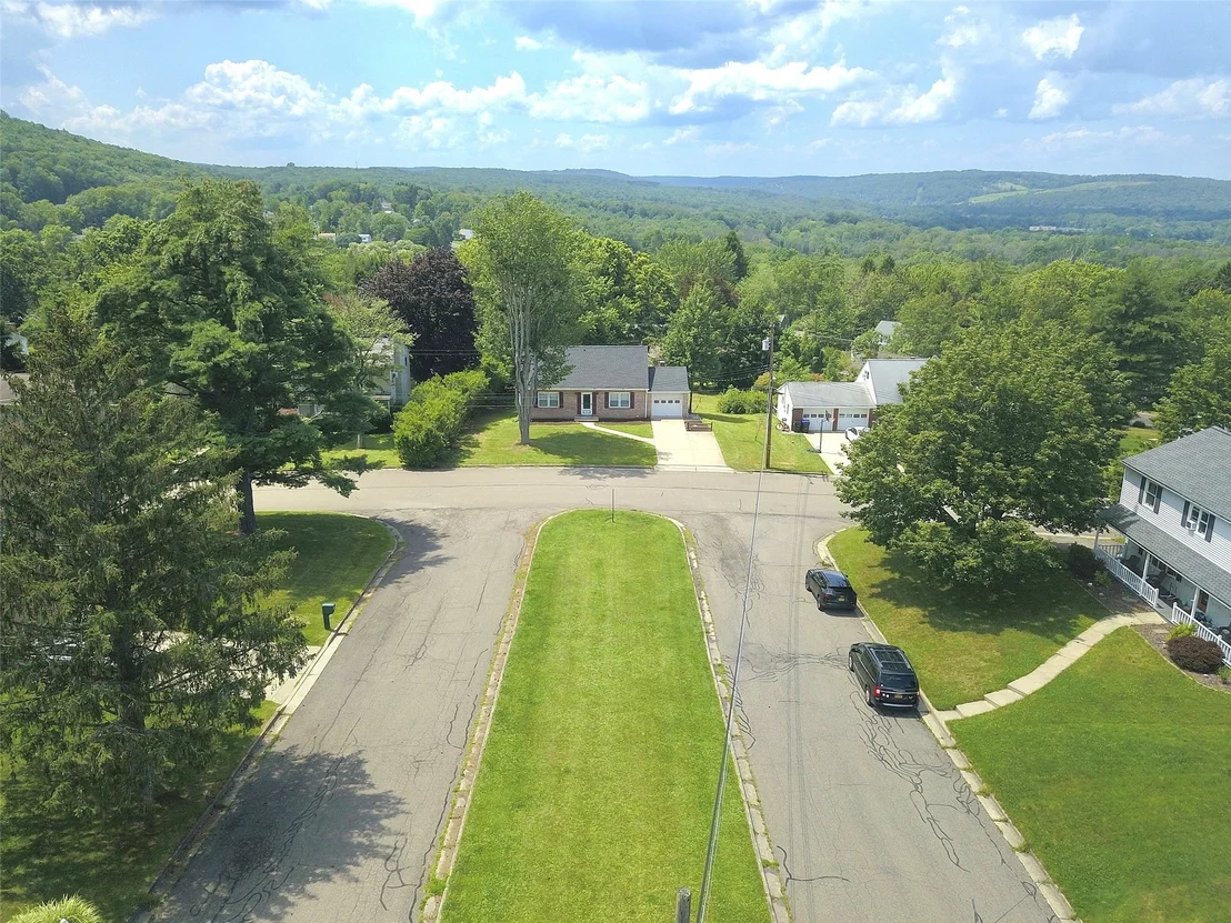 Photo of 6 Sunset Terrace