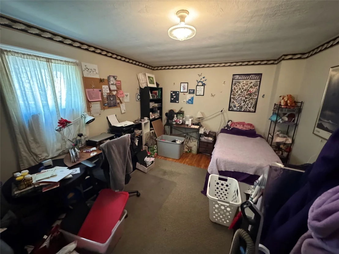 Photo of 531 Davis Avenue