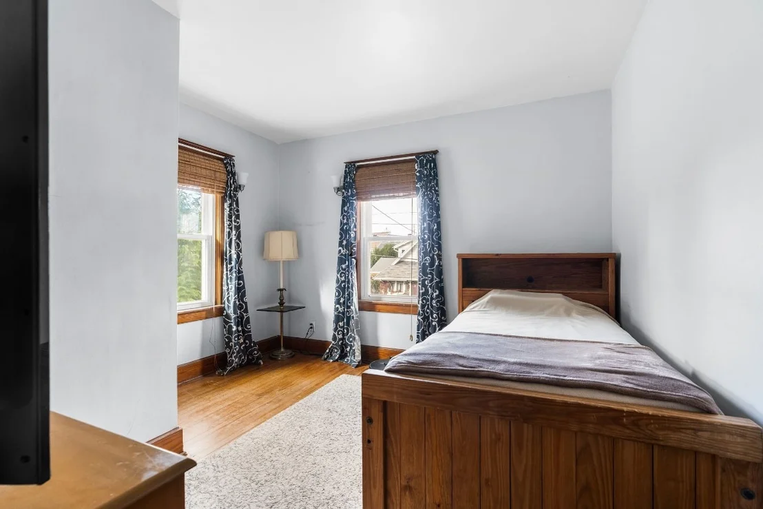 Photo of 4 Brintnall Place