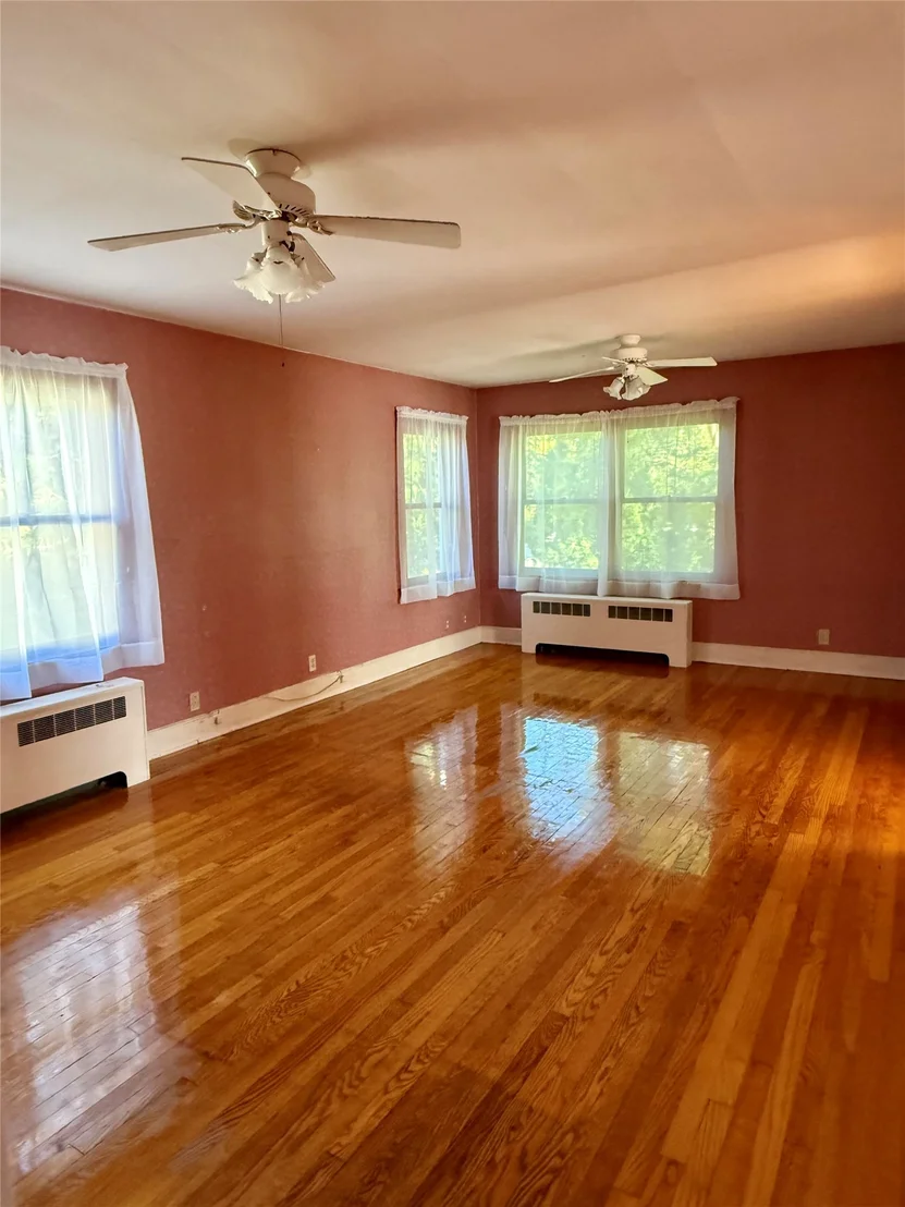 Photo of 232 Riverside Drive