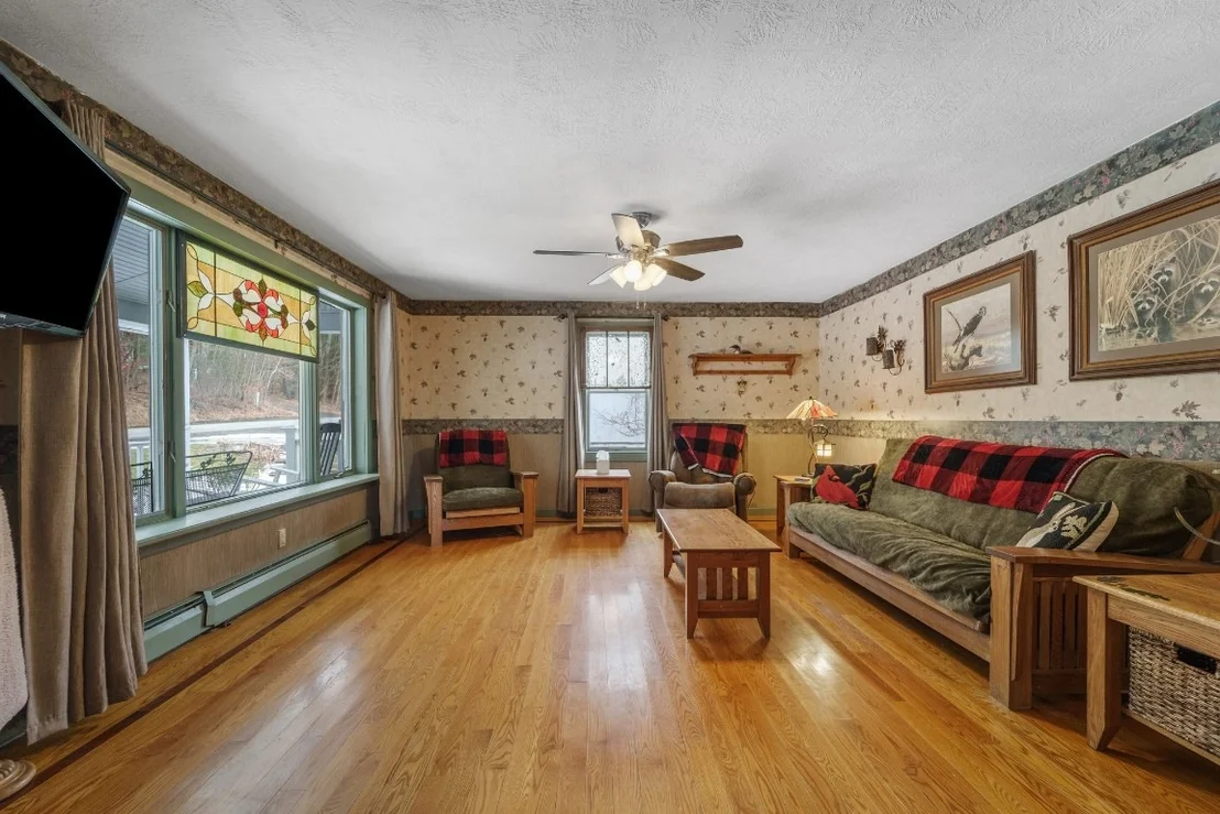 Photo of 592 Frank Hyde Road
