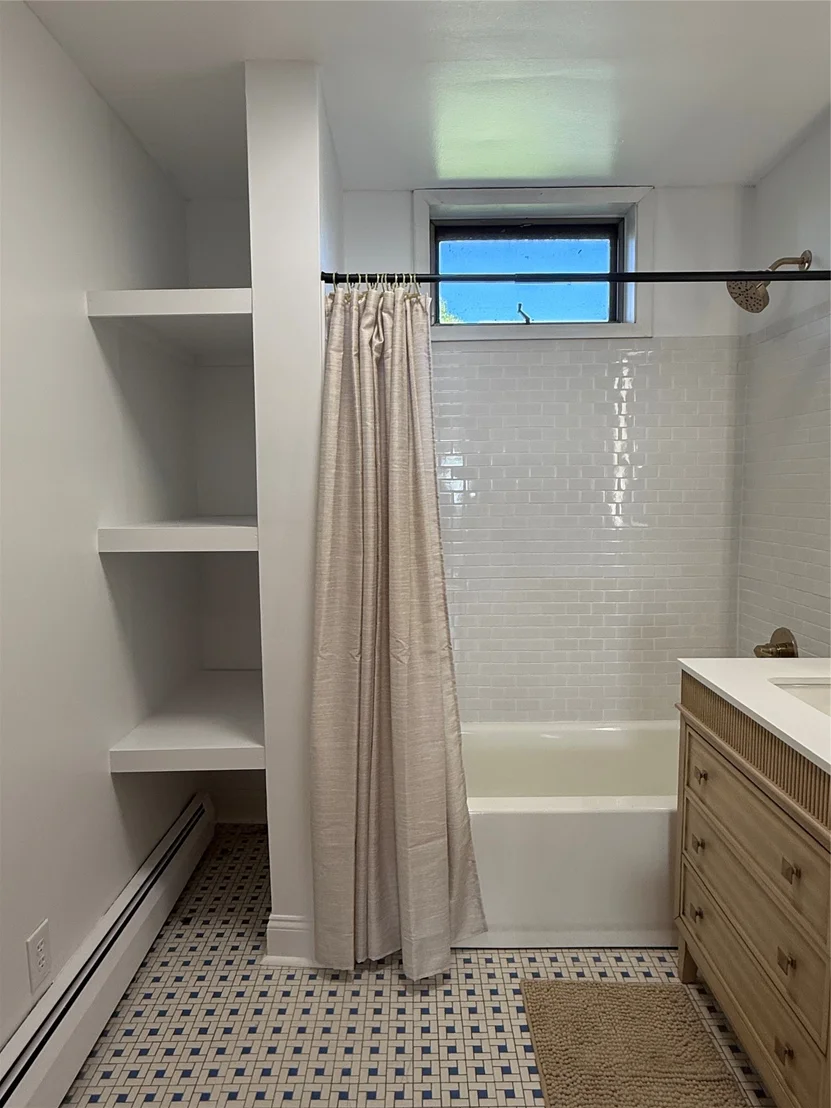 Photo of 232 Riverside Drive