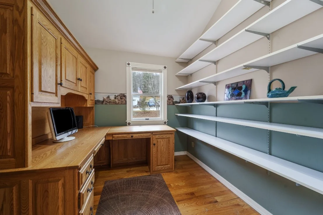 Photo of 592 Frank Hyde Road