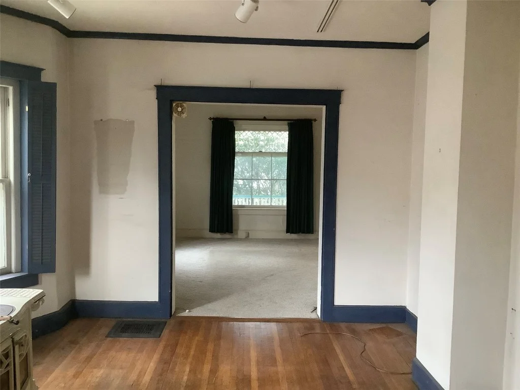 Photo of 47 Schubert Street