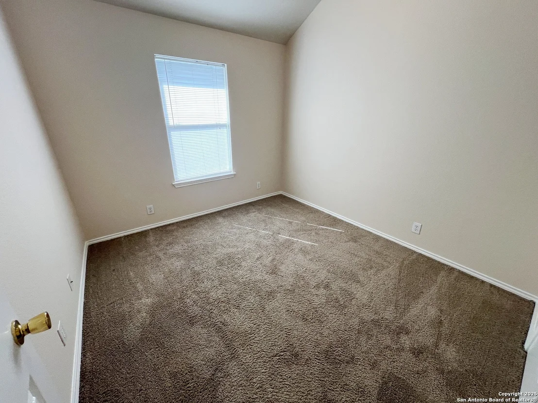 Photo of 7130 Heathers Place