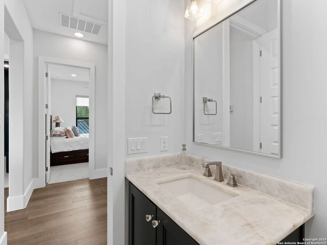 Photo of 207 River Bend