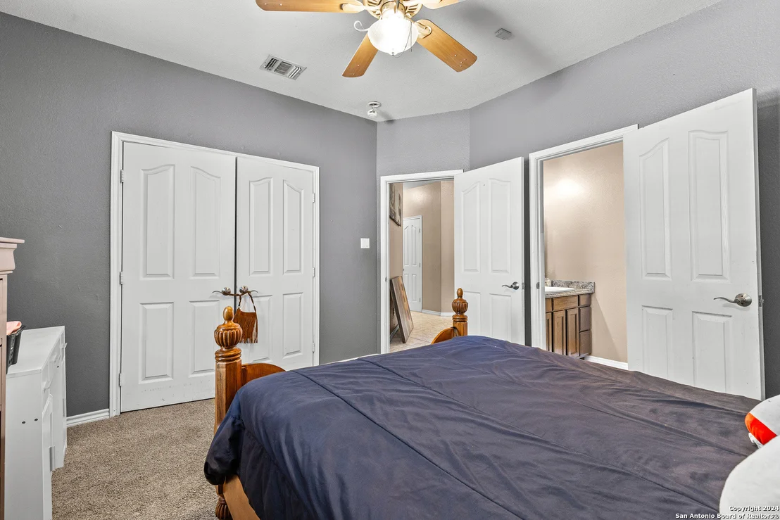 Photo of 125 HIGH MEADOW DR