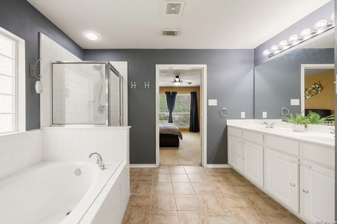 Photo of 5803 ROLLING FOREST DR