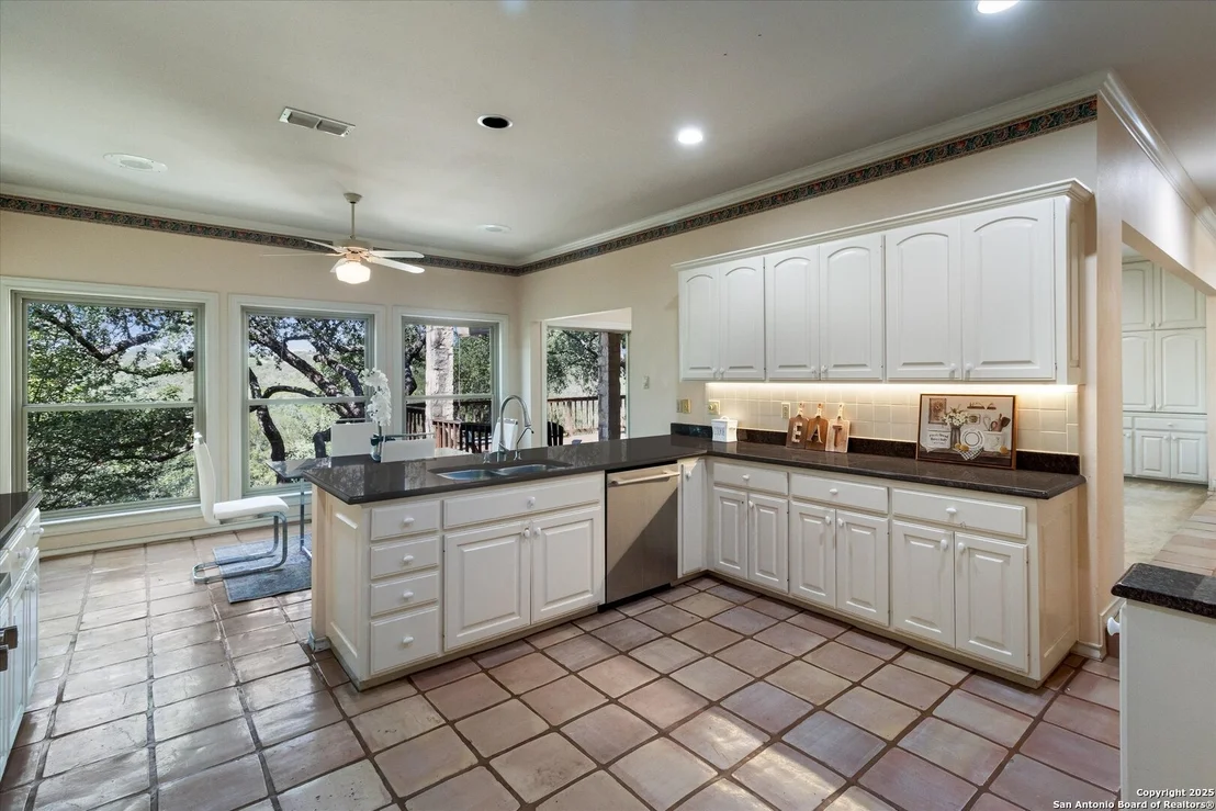 Photo of 2663 Rim Oak