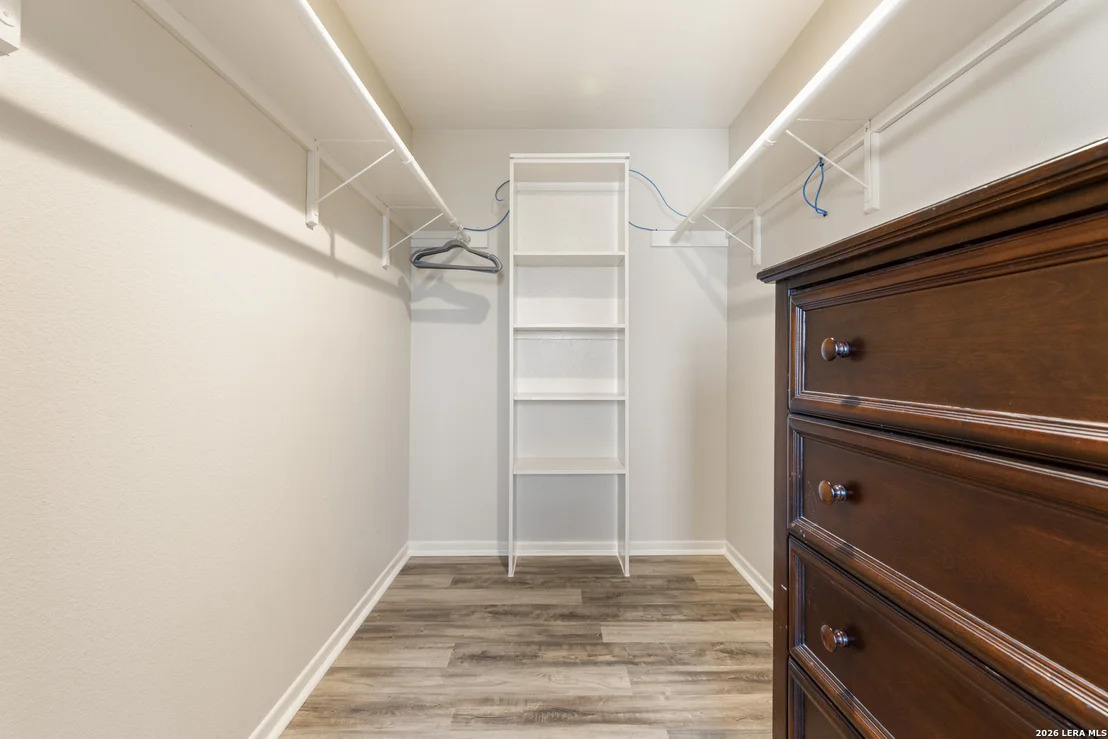 Photo of 26938 Karsch