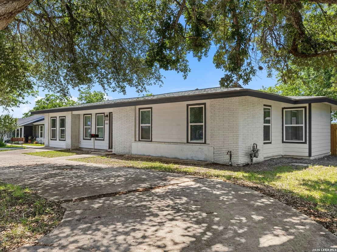 Photo of 503 Pickwell Dr