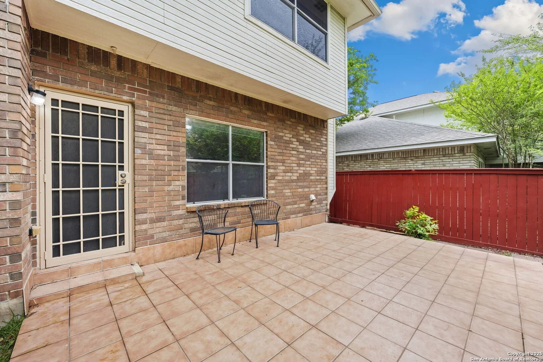 Photo of 6115 Glen Heather