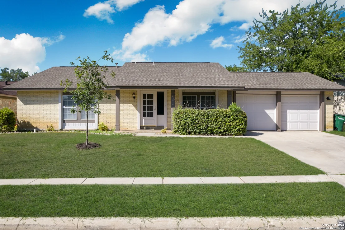 Photo of 7414 Elderberry