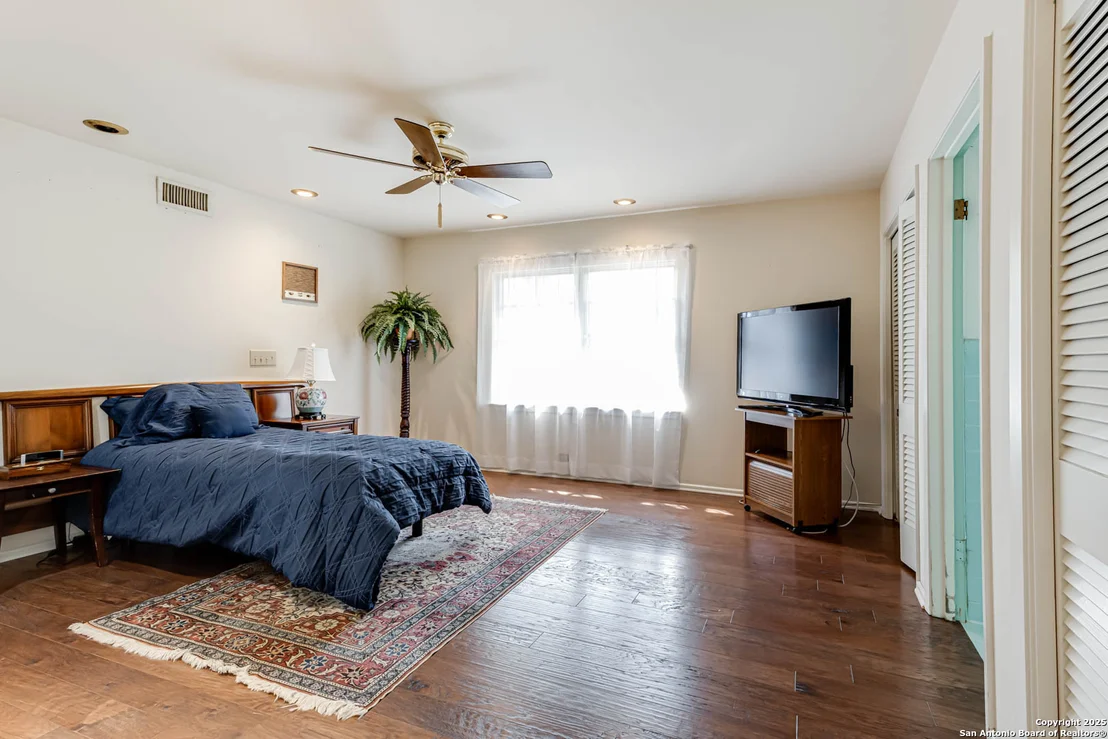 Photo of 110 Cliffside Dr