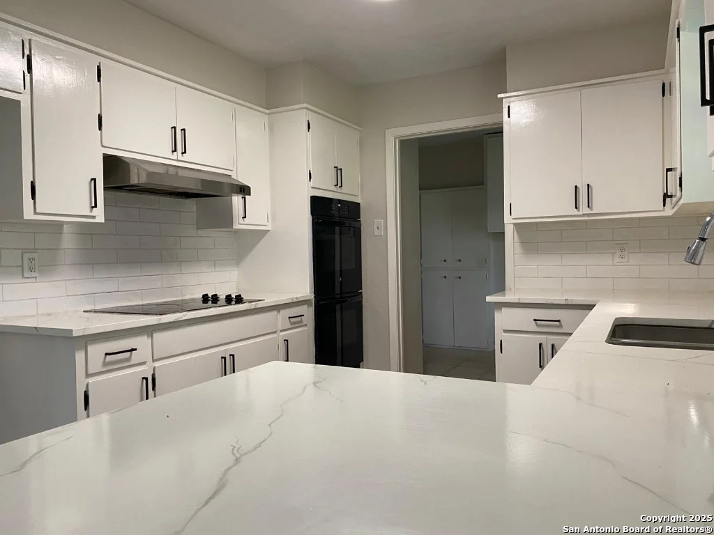 Photo of 749 Windrock